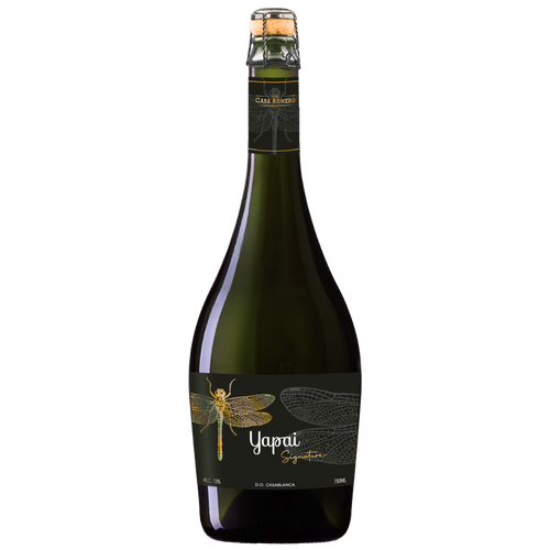 Botella de Casa Romero Yapai Signature Chardonnay 2023 – Espumante, Extra Brut, Chardonnay de Viña Casa Romero