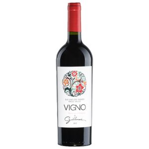 Botella de Gillmore Vigno Carignan del Maule, vino tinto chileno de parras antiguas en secano interior